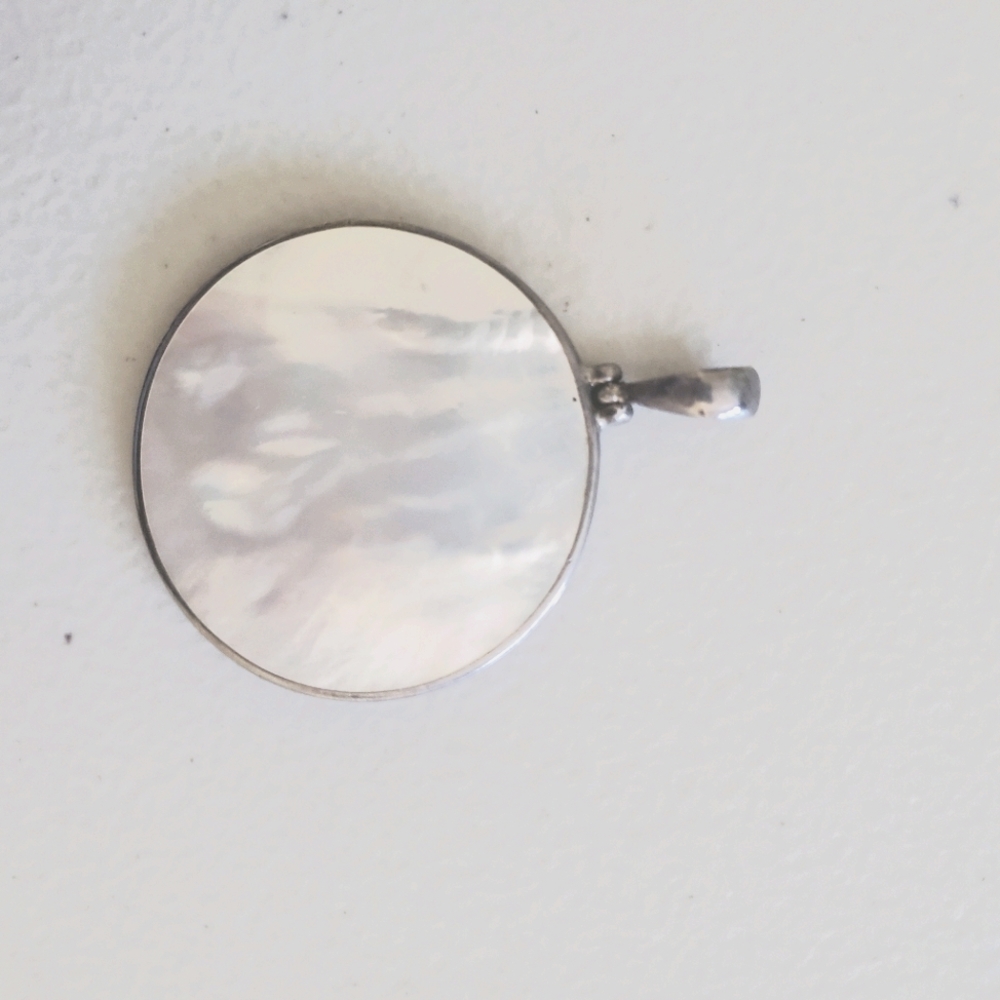 Pendant